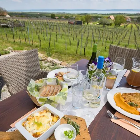 アパート Birtok Mandula Apartmanhaz *