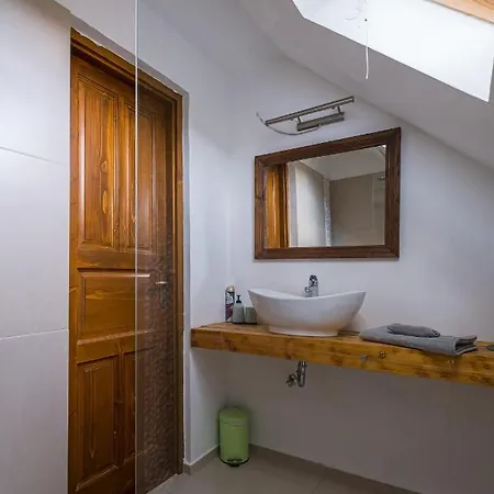 Birtok Mandula Apartmanhaz アパート *